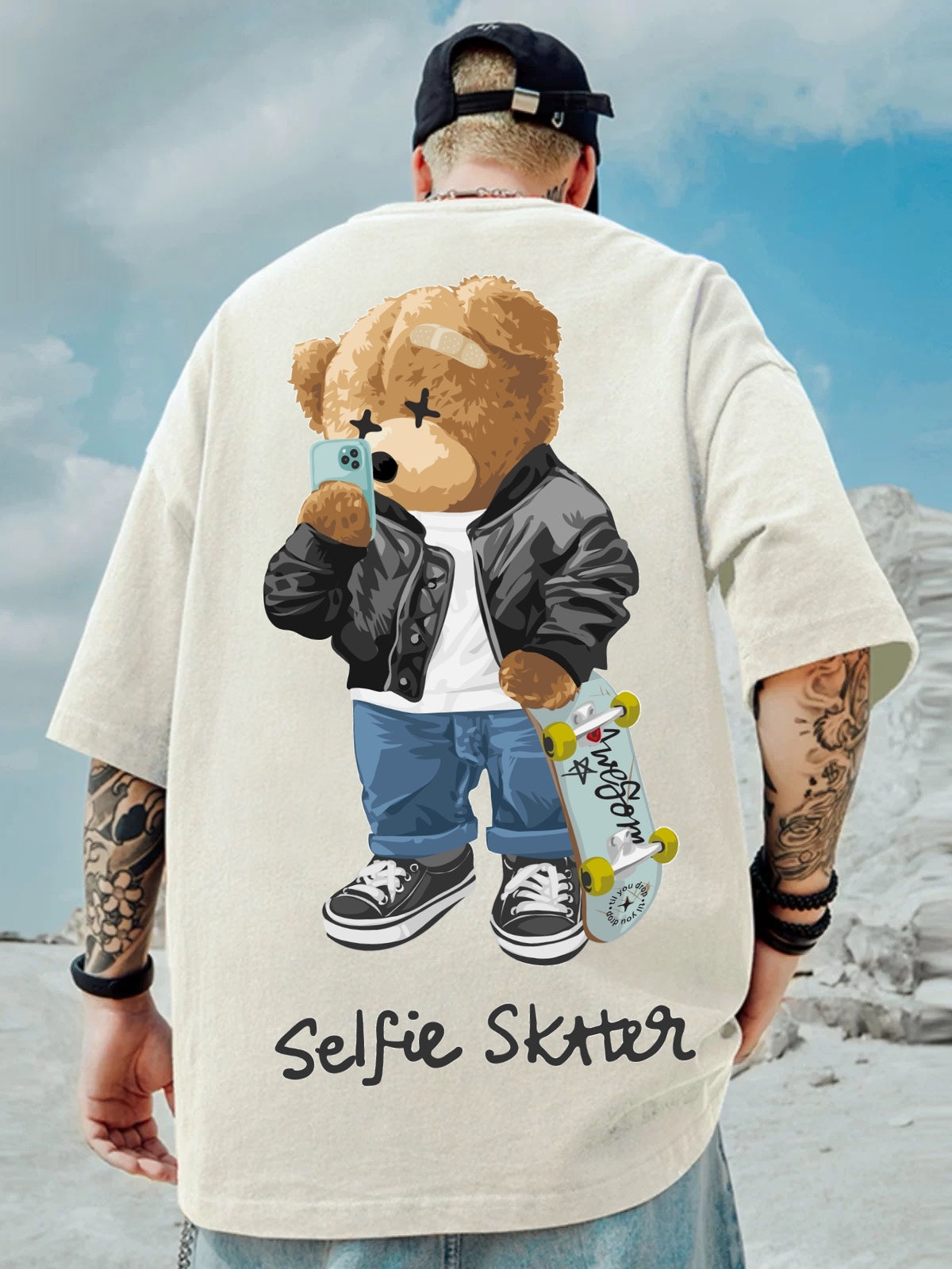 Oversized T-shirt : “Selfie Skater”