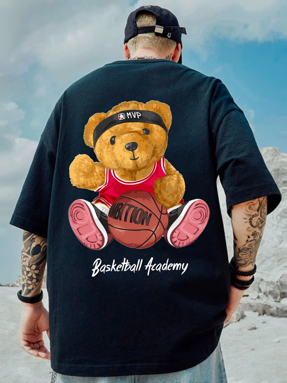 Oversized T-shirt : “Basketball Academy”