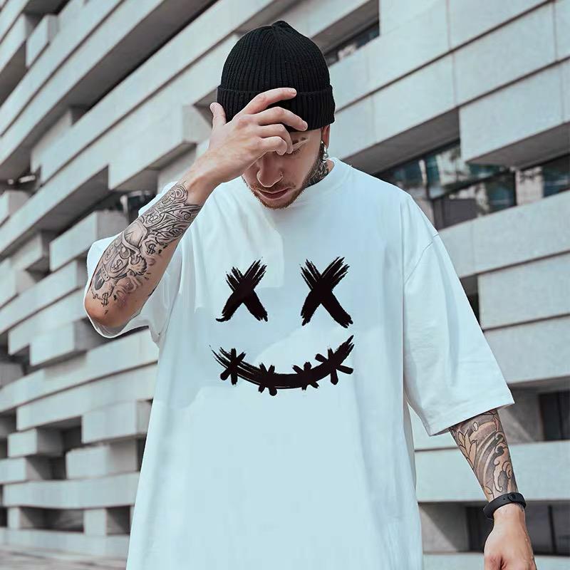 MOYAN - XX Smiley Oversize Tee