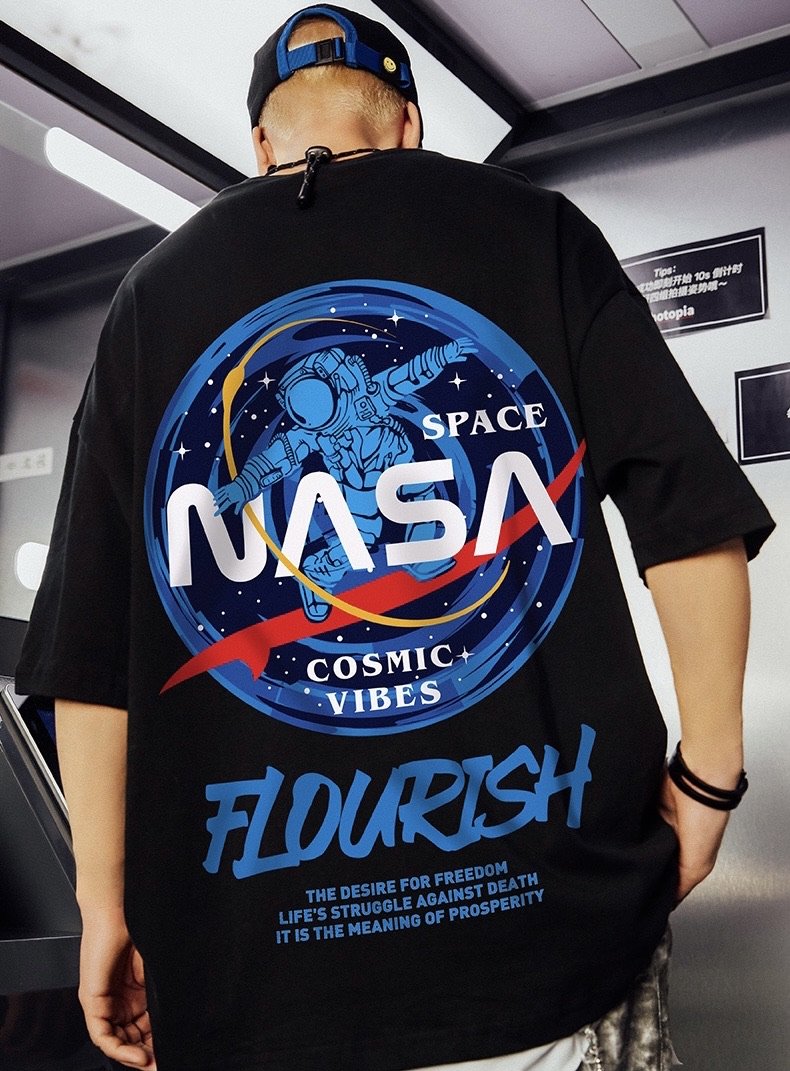 MOYAN - NASA Oversize Tee